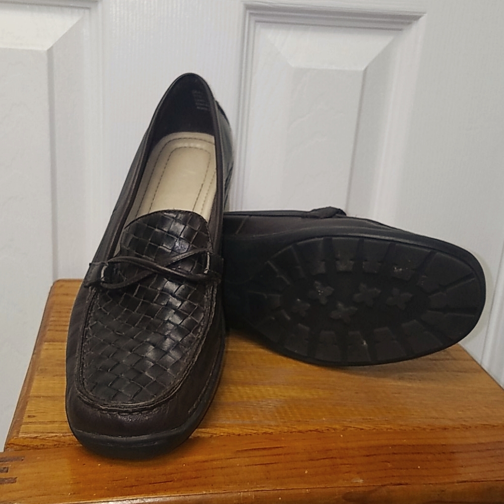 Life Stride "Dean" Braided Brown Loafers